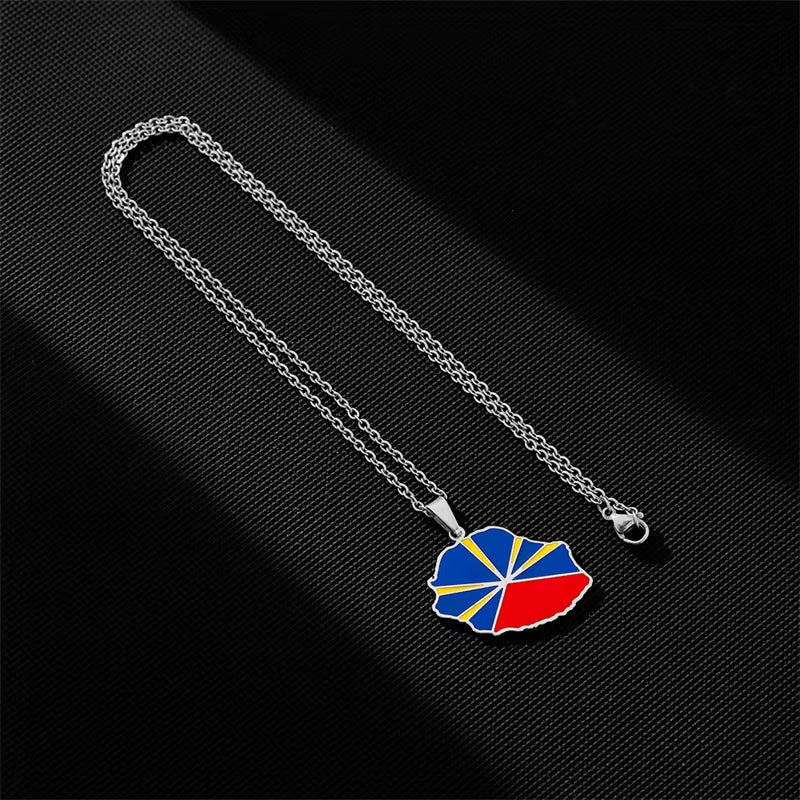 Fashion Reunion Island Map Pendant Necklace Stainless Steel for Women Girls Gold Silver Color Charm Female Choker Jewelry